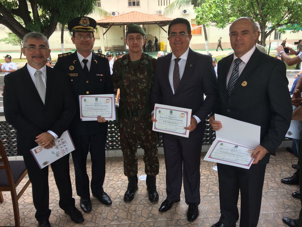 Perito Geral é homenageado em solenidade do 75º aniversário do Depósito Militar da 10º Região