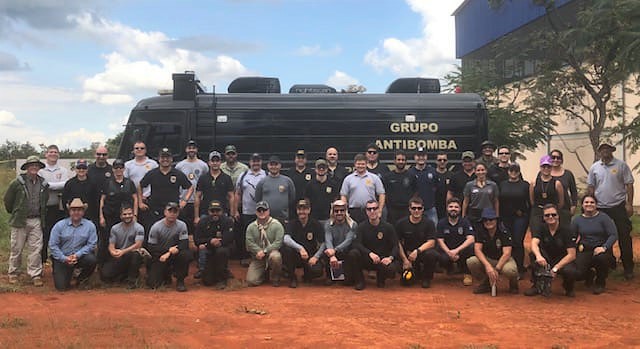 Peritos da Pefoce realizam curso do FBI para atuar em ocorrências com explosivos
