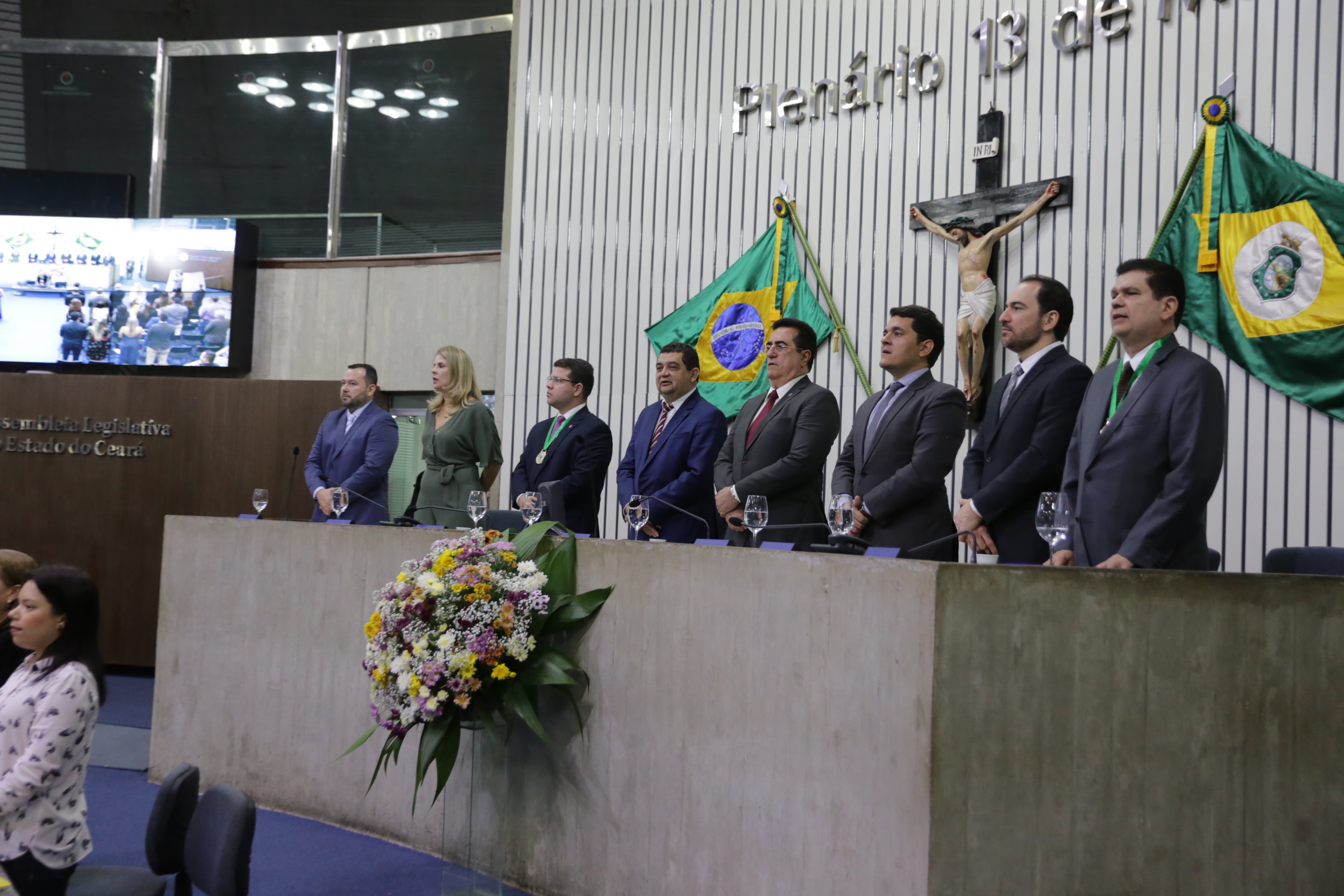 Perito geral do Ceará e médicos peritos legistas são homenageados em noite solene pelo Dia Estadual do Médico Perito Legista