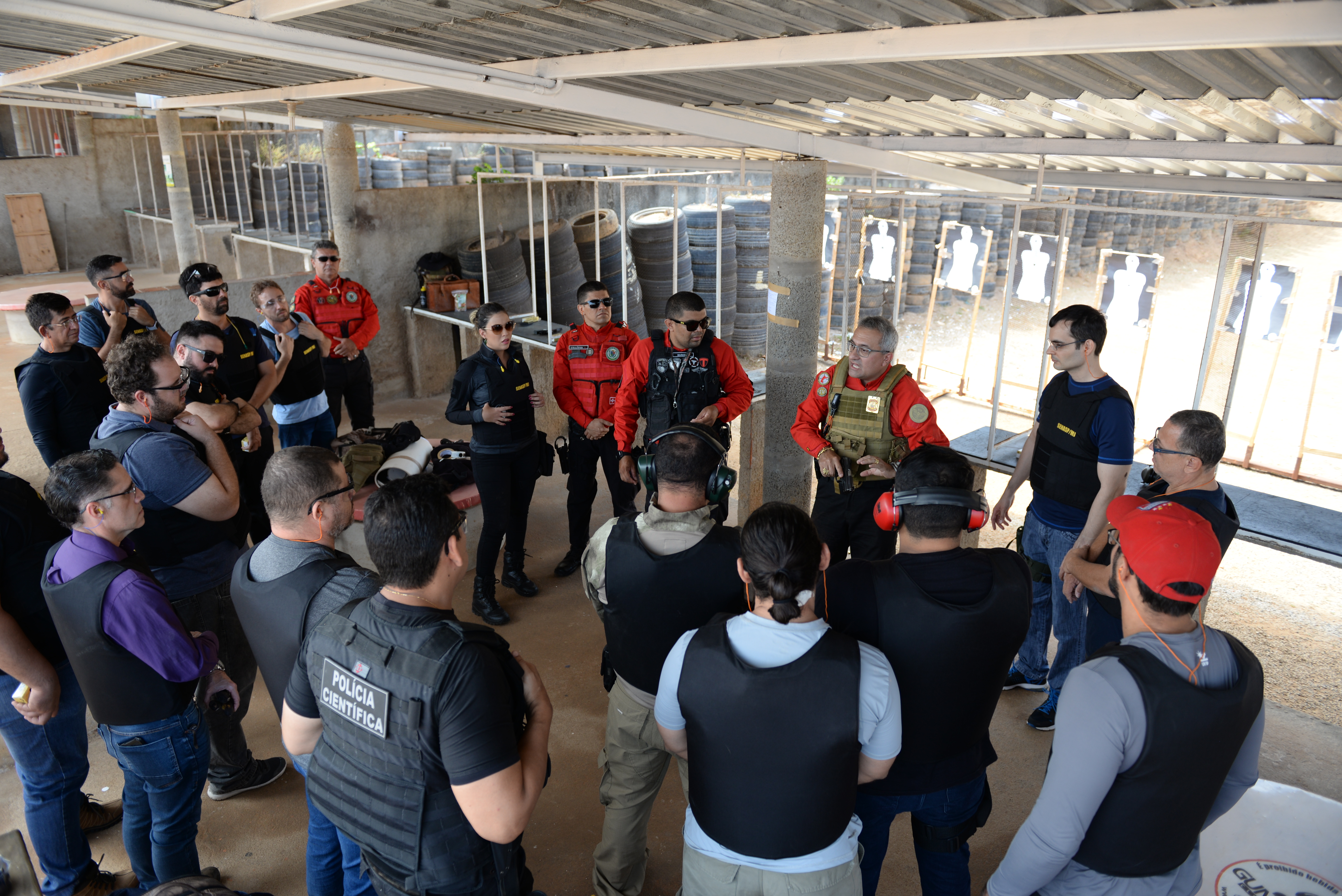 Servidores da Pefoce realizam curso de Tiro Tático Policial promovido pela Aesp