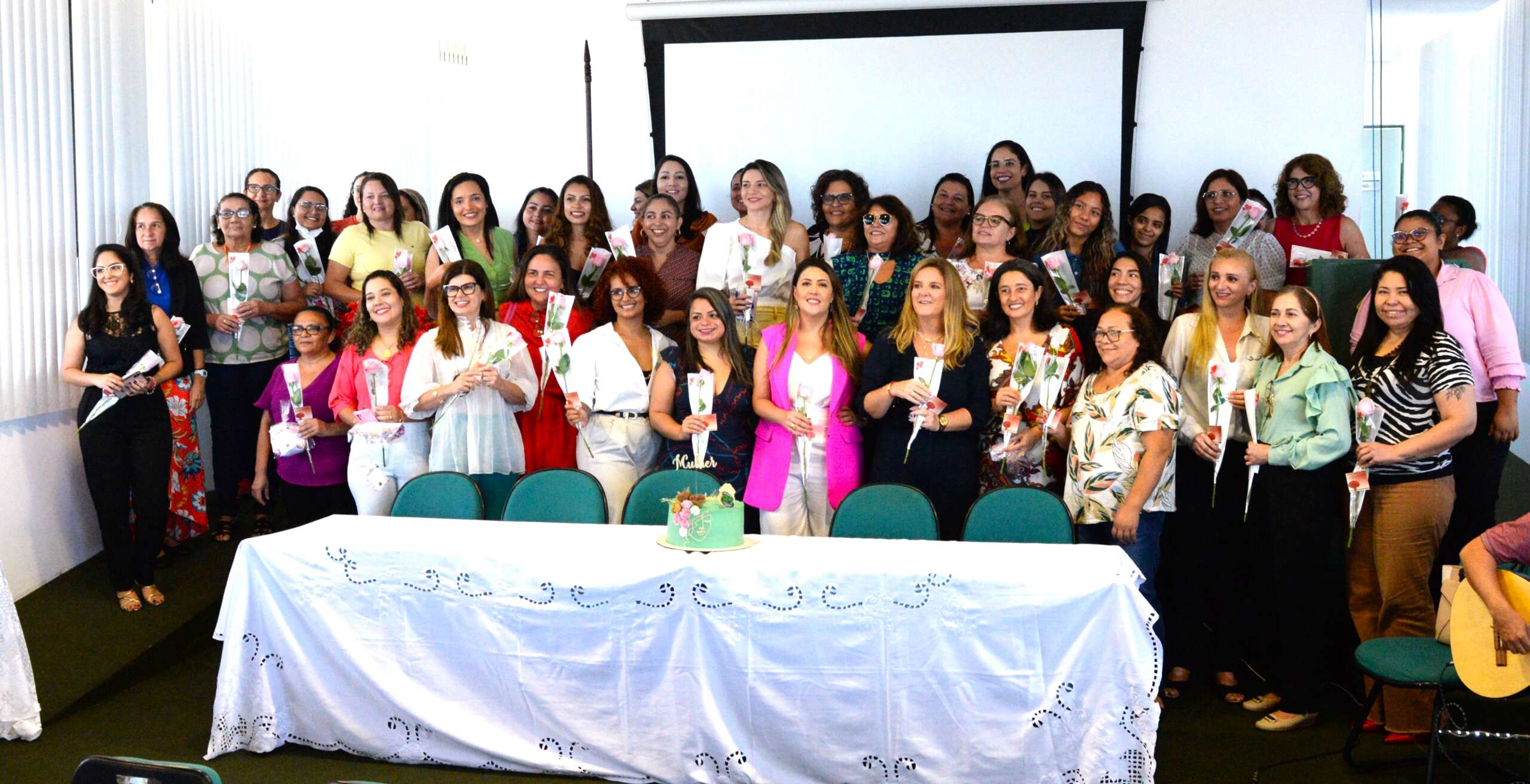 Dia da Mulher: Pefoce realiza palestra sobre protagonismo feminino na segurança pública